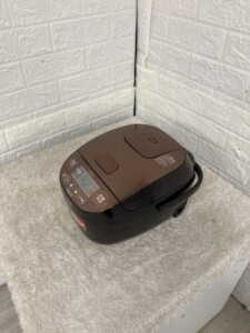 炊飯器 NL-BC05 斜め