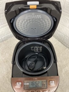 炊飯器 NL-BC05 中身