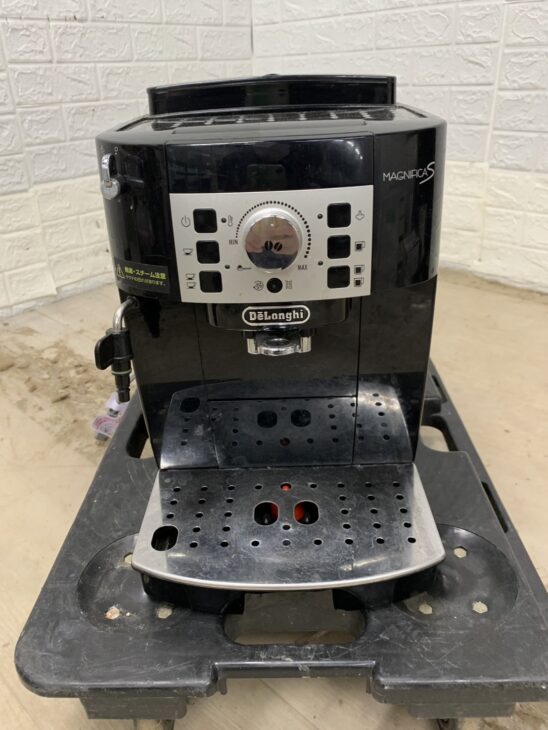 ECAM22112B　正面