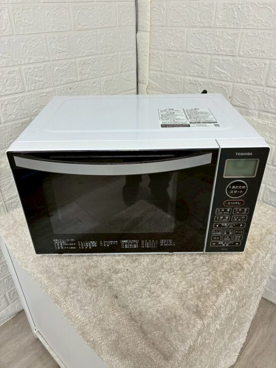 電子レンジ ER-V18 正面