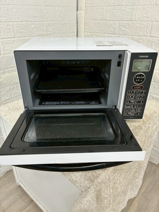 B1•TOSHIBA ER-V18(W) •  2022年製 TOSHIBA 東芝 オーブンレンジ 2022年製 電子レンジ ER-V18
