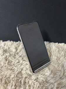 Apple iPhoneX 64GB シルバー(MQAY2J/A SIMフリー・2017年発売モデル)