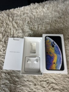 Apple iPhoneX 64GB シルバー(MQAY2J/A SIMフリー・2017年発売モデル)