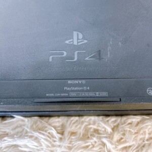 PlayStation 4 CUH-1000A 型番