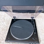 自動ワイヤレスターンテーブル AT-LP60XBT 正面