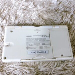 ニンテンドーDS Lite 背面