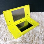 ニンテンドーDSi ライムグリーン 正面
