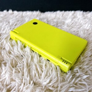 ニンテンドーDSi ライムグリーン 側面