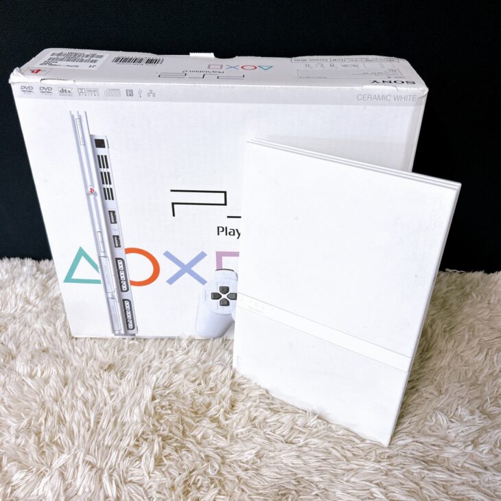 PlayStation 2 本体 セラミックホワイト SCPH-7700