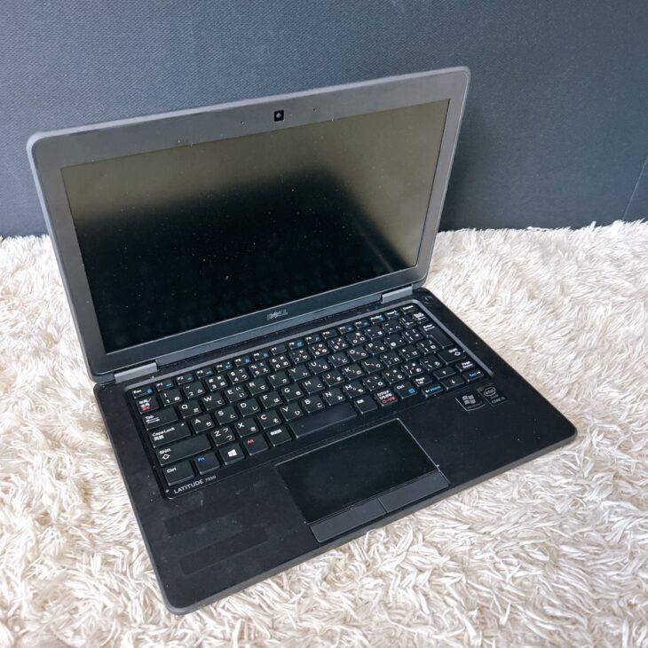E7250 正面