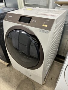 ドラム式電気洗濯乾燥機 NA-VX9900L 斜め