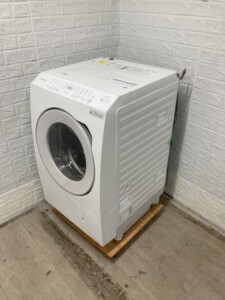 ドラム式電気洗濯乾燥機 NA-LX113AL 斜め