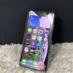 Phone Xs Max 64GB　正面