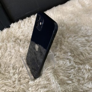 iPhone12 斜め