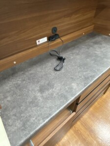 パモウナ 食器棚 天面