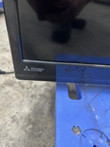 LCD-32LB8 ロゴアップ