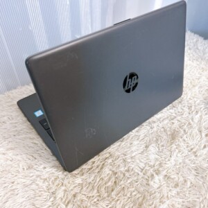 HP 250 G7ノートブックPC 背面