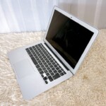 MacBook Air 斜め