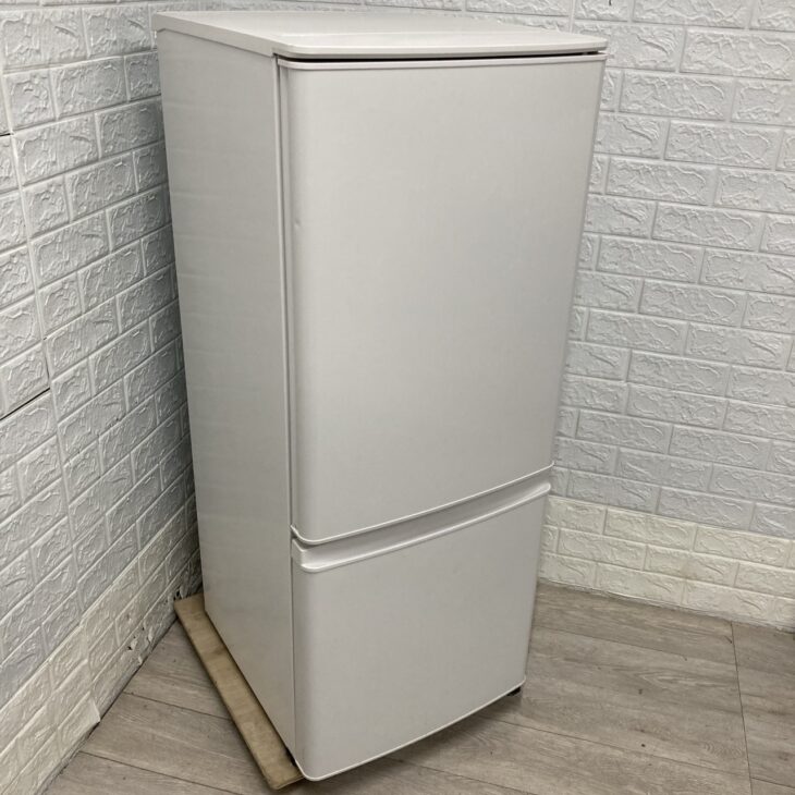 MR-P15F-W 斜め