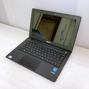 ASUS Notebook PC 正面本体