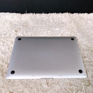 MacBook Air 背面2