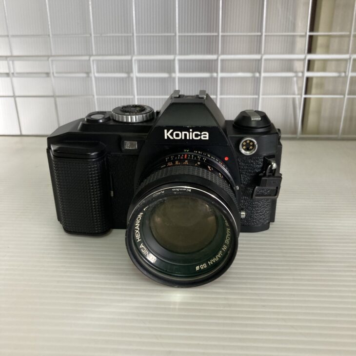 フィルム一眼レフカメラ 正面