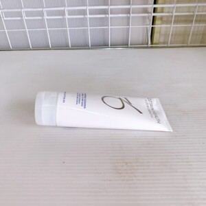 ハイドレーティングクレンザー 横