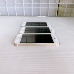 iPhone SE 側面