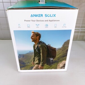 SOLIX C200 Portable Power Station 側面