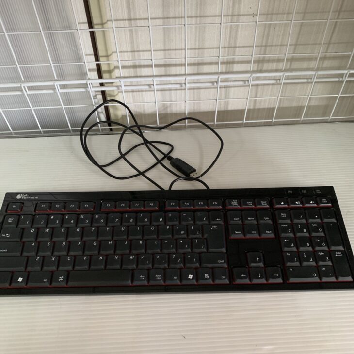 USB有線キーボード 正面