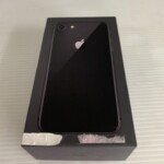 iPhone 8 正面