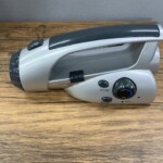 手回し発電式多機能ラジオライト 側面