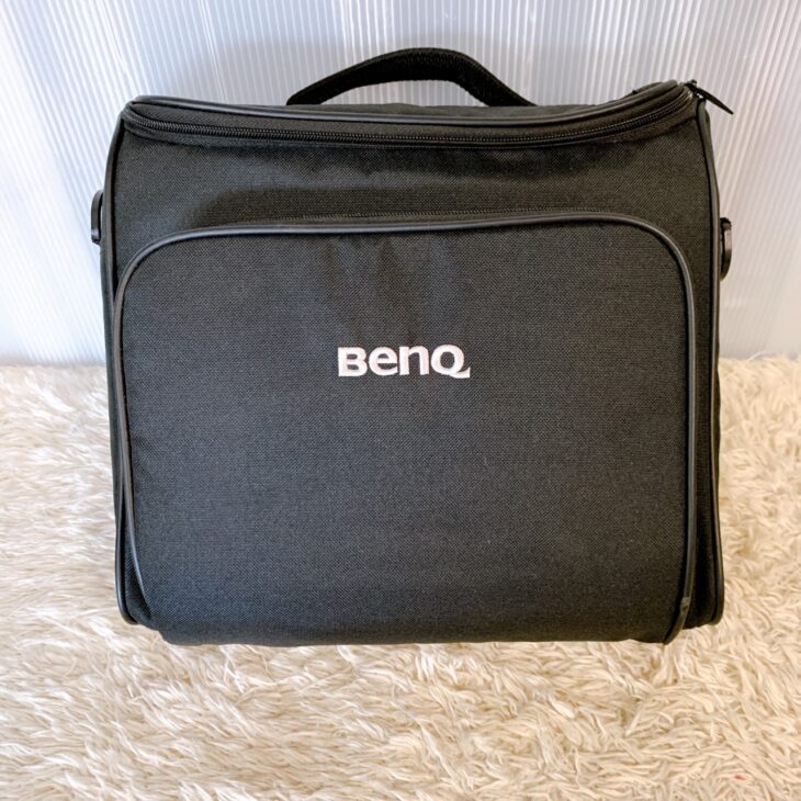 大阪府八尾市でBenQプロジェクター W1080STを出張買取｜リモコン・収納