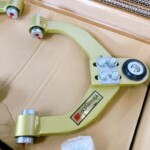 フロントアッパーアーム 内部2