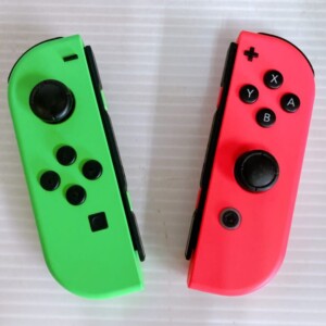 Nintendo Switch コントローラー