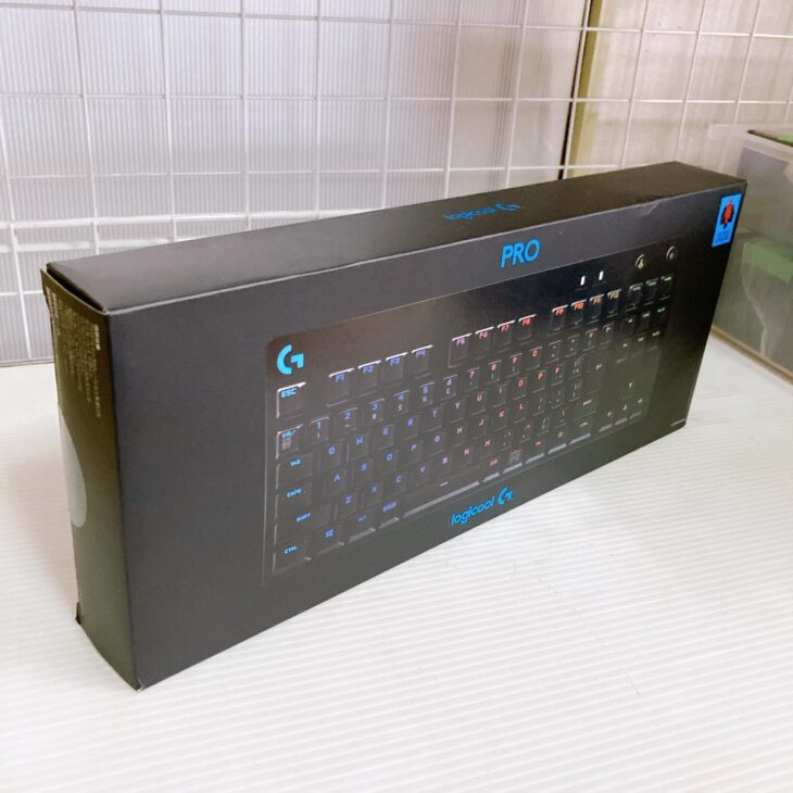 PRO X ゲーミングキーボード GX REDリニア 正面