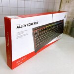 Alloy Core RGB ゲーミングキーボード 正面