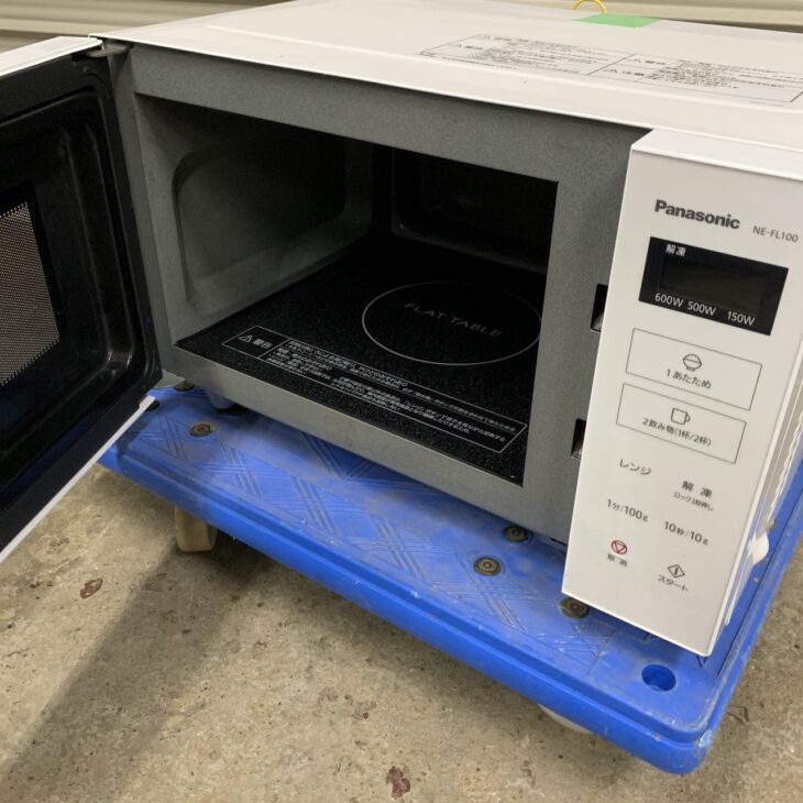 Panasonic 電子レンジ NE-FL100-W 2021年 動作確認済 電子レンジ パナソニック NE-FL100-W 2021年の買取価格
