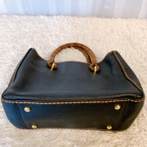 レザーハンドバッグ 斜め