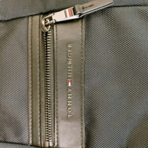 ショルダーバッグ ロゴ