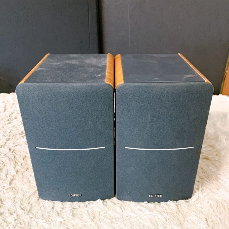 アクティブスピーカー 正面