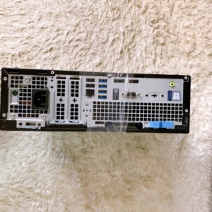 OptiPlex 5070 Small Form Factor 背面