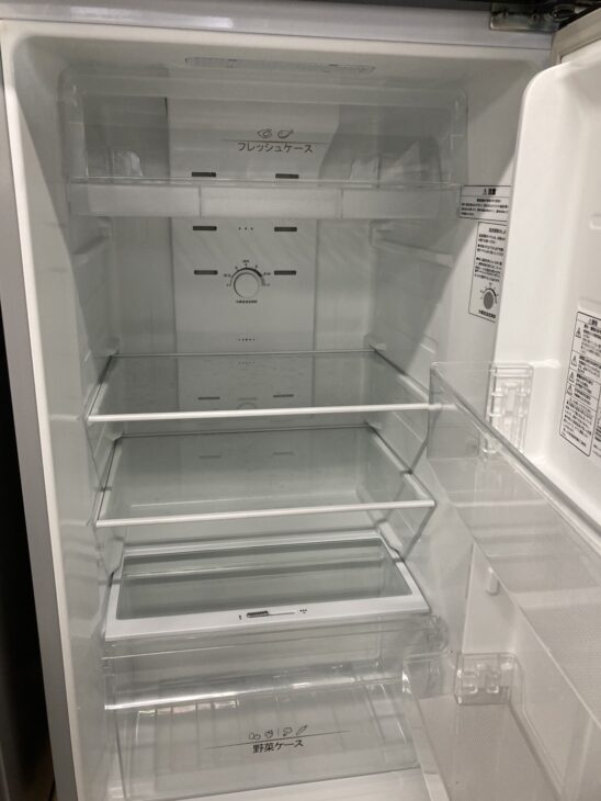 雷216 Hisense 2ドア冷凍冷蔵庫 HR-B2301 2016年製 HR-B2301 冷蔵庫 シルバー [227L /2ドア /右開きタイプ] 【お届け地域