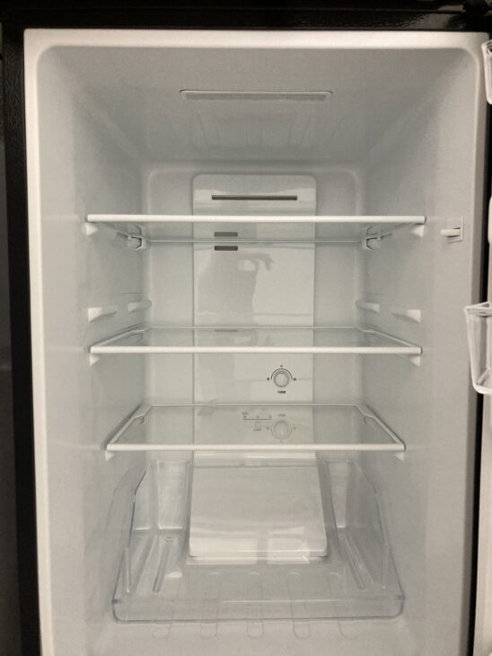 大阪送料無料★3か月保障付き★冷蔵庫★2023年★YRZ-F15LK★OR-26 REFAGE YRZ-F15LK 2ドア冷蔵庫 156L 右開き ブラック | ヤマダウェブコム