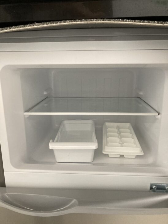 引き取り限定　シャープ製冷凍庫　2020年製　大阪市平野区 引き取り限定 シャープ製冷凍庫 2020年製 大阪市平野区