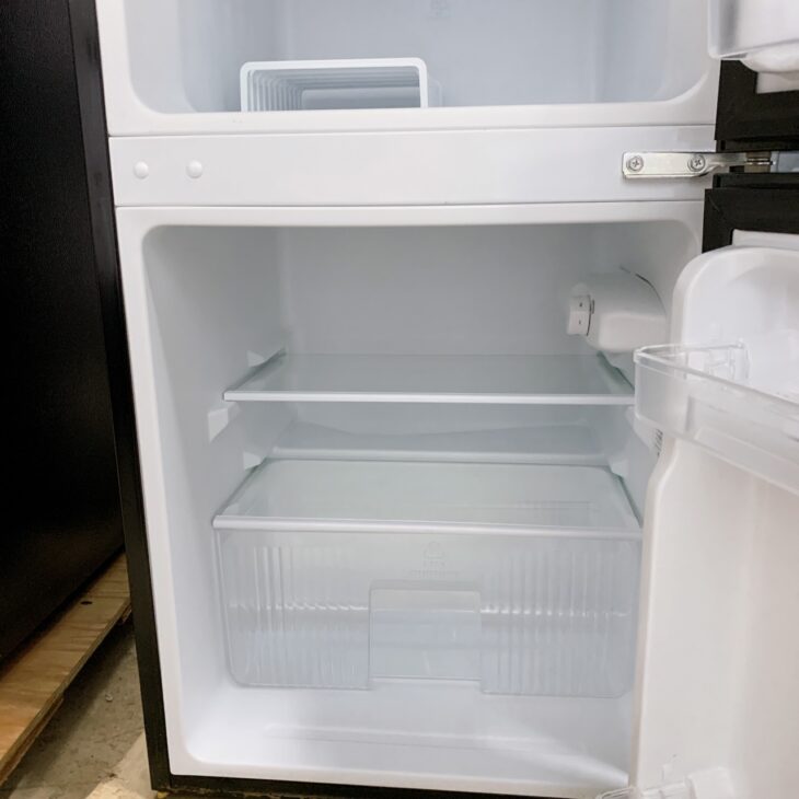 2024年製 コンフィー ノンフロン冷凍冷蔵庫 2ドア RCT90BL(E