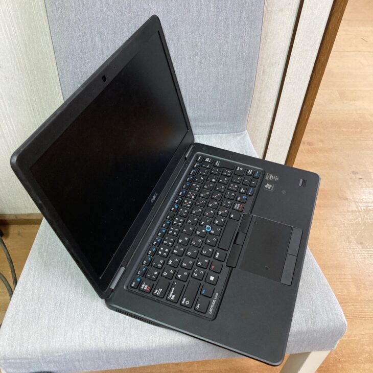 Latitude E7450