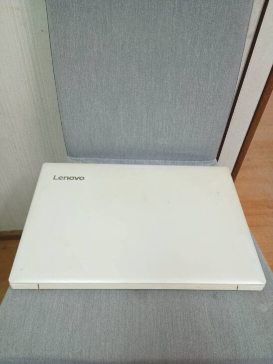 群馬県沼田市でLenovo ideapad 320-15ISKを出張買取｜外装に使用感あり