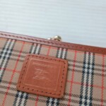 ノバチェック柄 がま口二つ折り財布