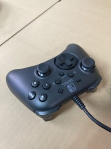 Nintendo Switch用 有線コントローラー